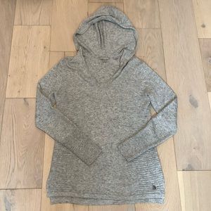 Royal Robbins Merino blend sweater